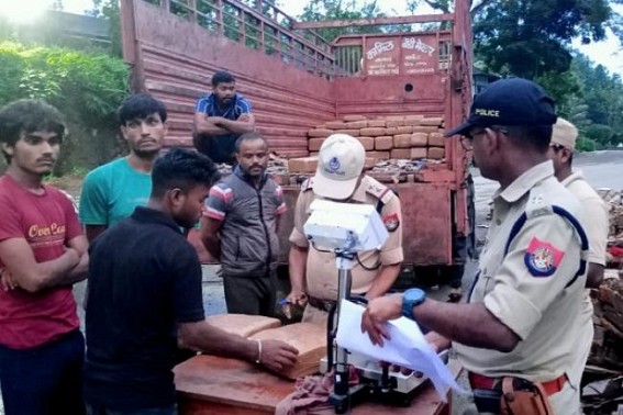 1183kg dry cannabis Seized in Churaibari area while smuggling to Bihar, detained 2 1183kg dry cannabis Seized in Churaibari area while smuggling to Bihar, detained 2